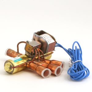 006. Vierwegklep SHF-11-45 met spoel